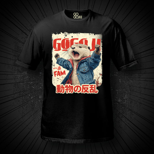 Schwarzes T-Shirt von GOGOJIFAM mit dem Motiv ANIMAL REBELLION: Ein rebellischer Biber in Jeansjacke streckt kämpferisch die Fäuste in die Luft – bereit, die Revolution der Tiere anzuführen. Das ausdrucksstarke Design im Manga-Stil steht sinnbildlich für ihren Widerstand gegen Umweltzerstörung und setzt ein kraftvolles Zeichen für Tierschutz und Artenvielfalt.